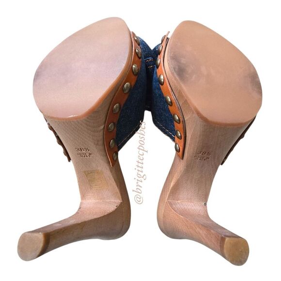 RED VALENTINO GARAVANI Mules & Clogs - Picture 8 of 12